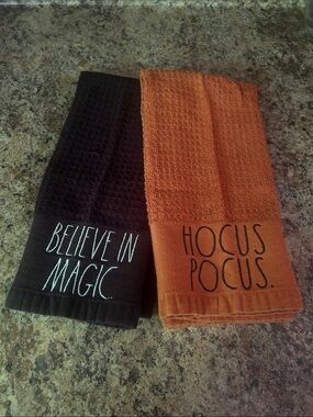Hocus Pocus & Believe in Magic Halloween Kitchen Towels - Orange & Black